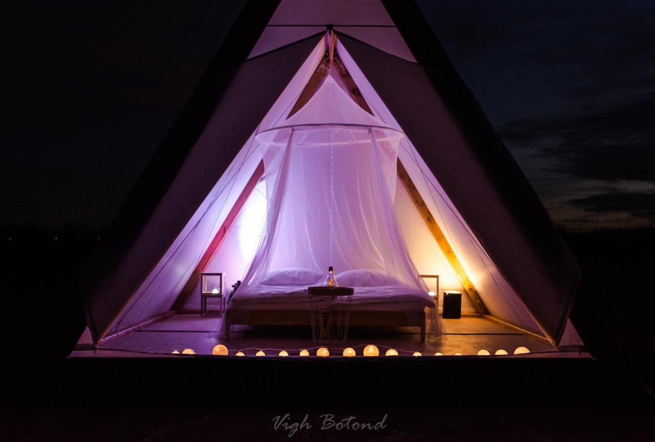 Lupa Tent Budakalasz Exterior photo